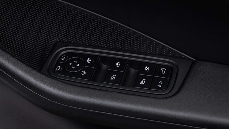  Porsche Macan 4 Electric SUV Electric Automatic