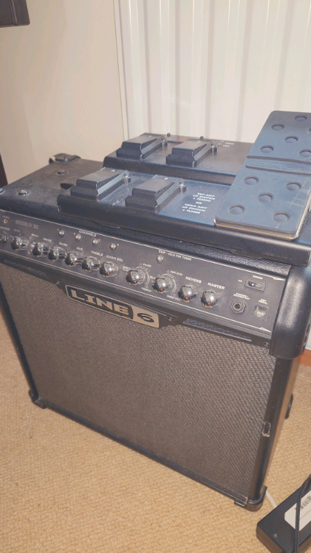 image for Line 6 Spider IV 30 + brand new  Pedal Board