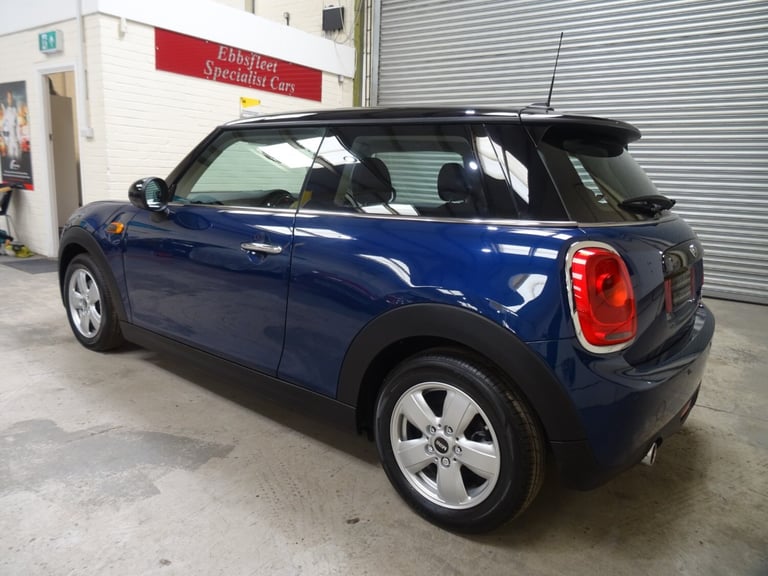 Mini Hatchback 1.5 Cooper 3dr Automatic *LOW MILEAGE*ONLY 16000 MILES FROM NEW*