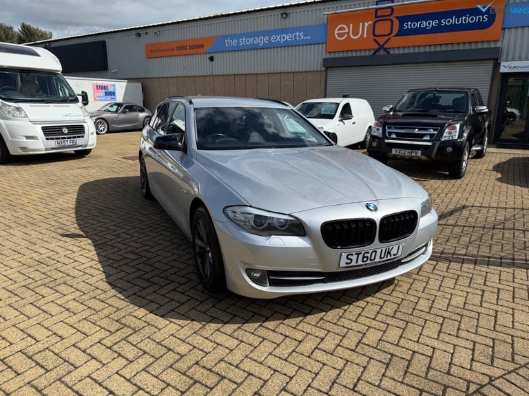 image for BMW 5 SERIES 2.0 520D SE TOURING Diesel Automatic in Silver