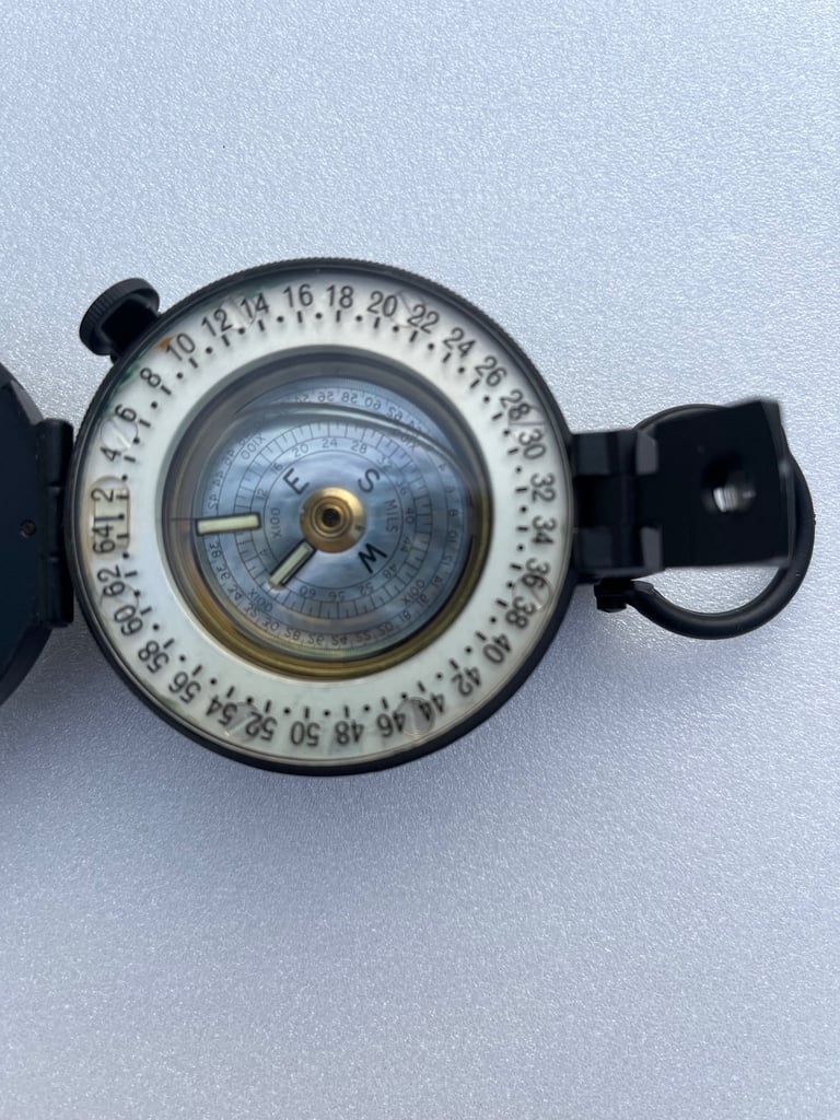 Vintage Miltary Enbeeco compass M73 Oil filled