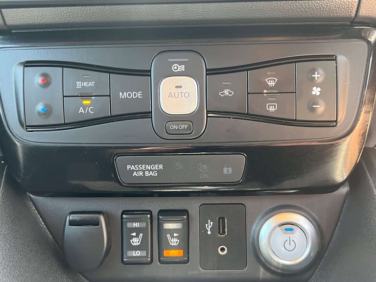 2019 Nissan Leaf Leaf N-Connecta 5dr Hatchback Electric Automatic