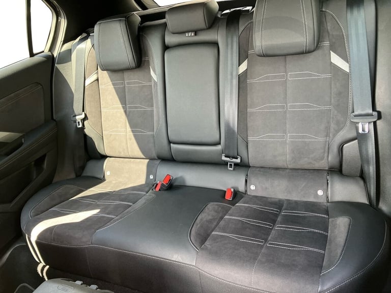 2024 Vauxhall Astra 115kW Ultimate 54kWh 5dr Auto Hatchback Electric Automatic