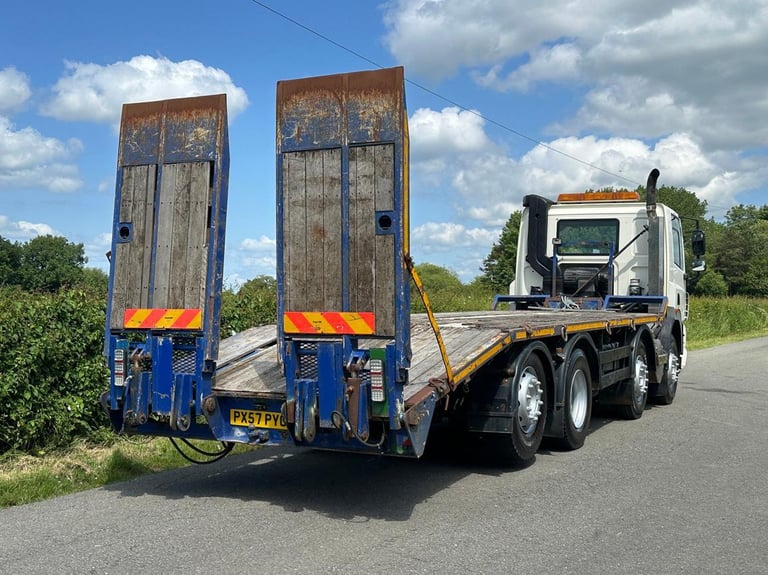 DAF TRUCKS CF85 360 8 X 2 Beavertail