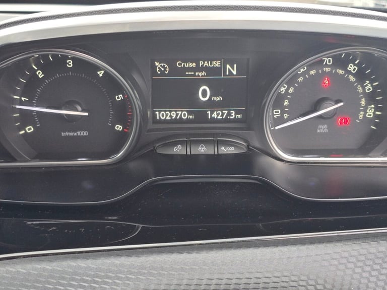 2014 Peugeot 2008 1.6 e-HDi Allure SUV 5dr Diesel EGC Euro 5 (s/s) (92 ps) HATCHBACK Diesel Autom...
