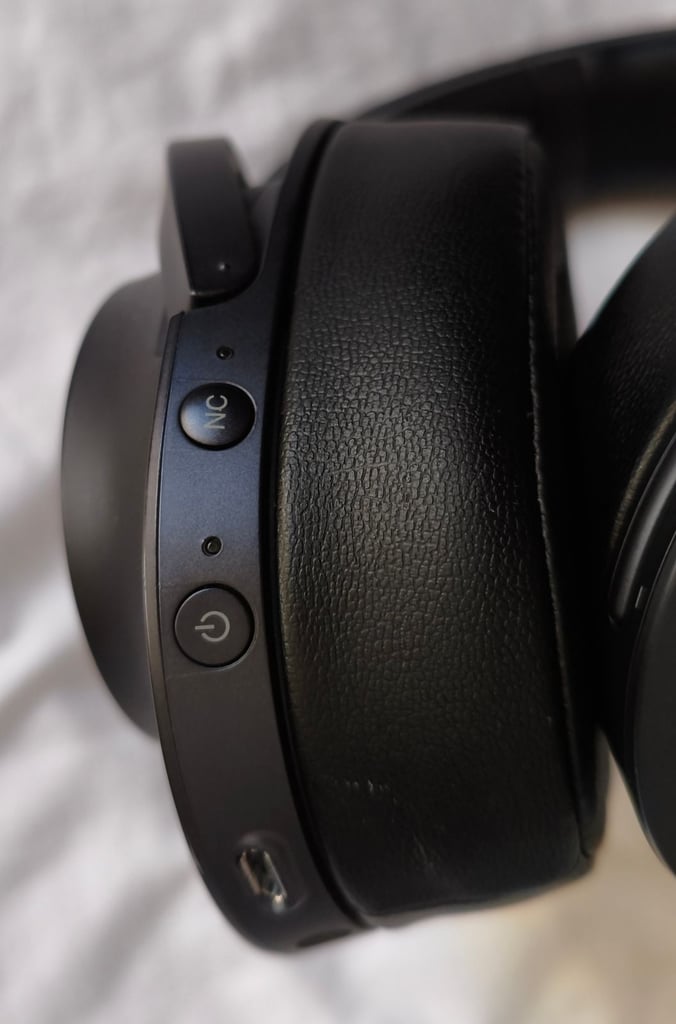 SONY HEADPHONES Bluetooth noise cancelling wireless