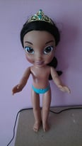 Disney Teenage doll Jasmine from Aladdin 34cm