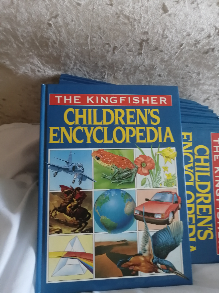 Encyclopedia britannica full set plus 3 sets plus atlas of children's encyclopedia 
