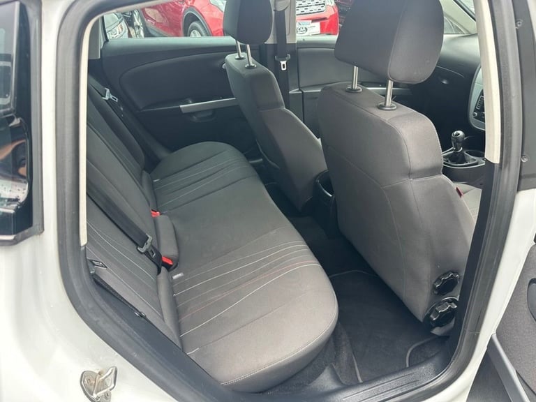 2012 SEAT Leon 1.2 TSI SE Copa Hatchback 5dr Petrol Manual Euro 5 (s/s) (105 ps) Hatchback Petrol...