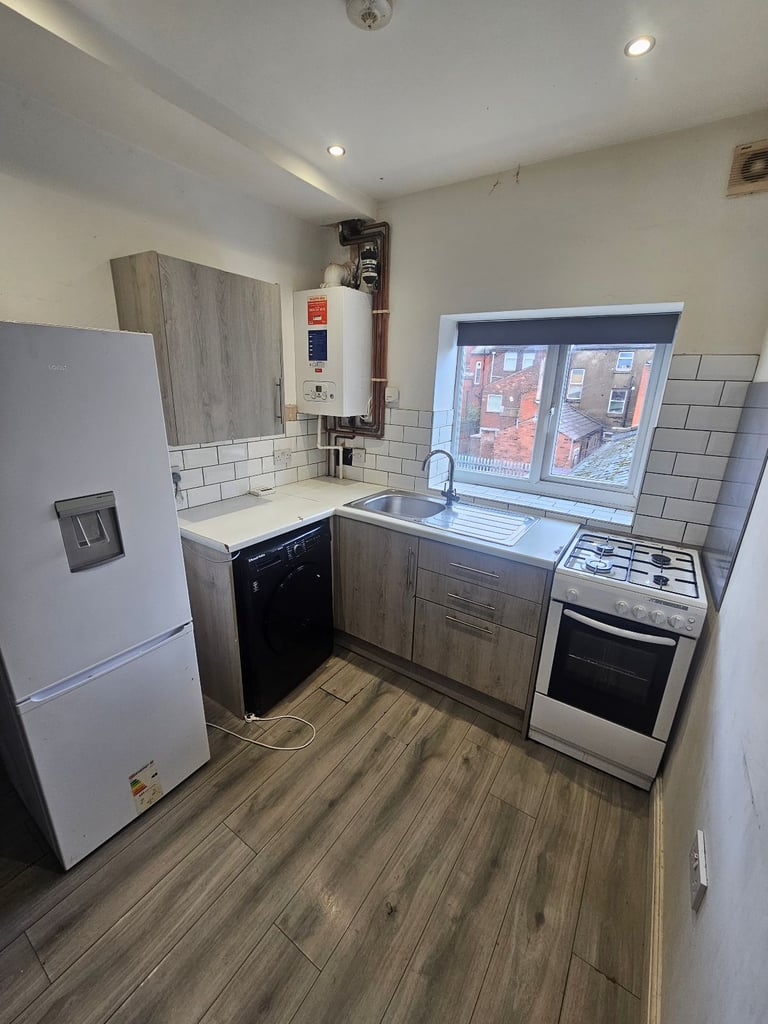 A beautiful 3 bedroom flat to let/rent