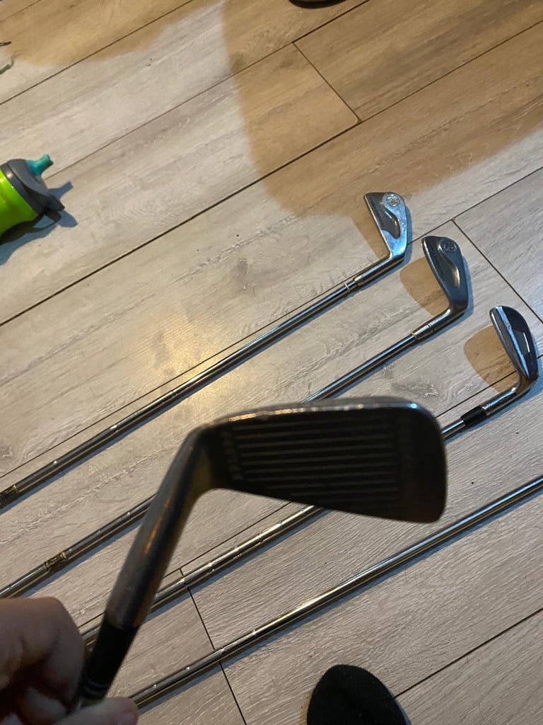 Powakaddy golf bag and clubs 