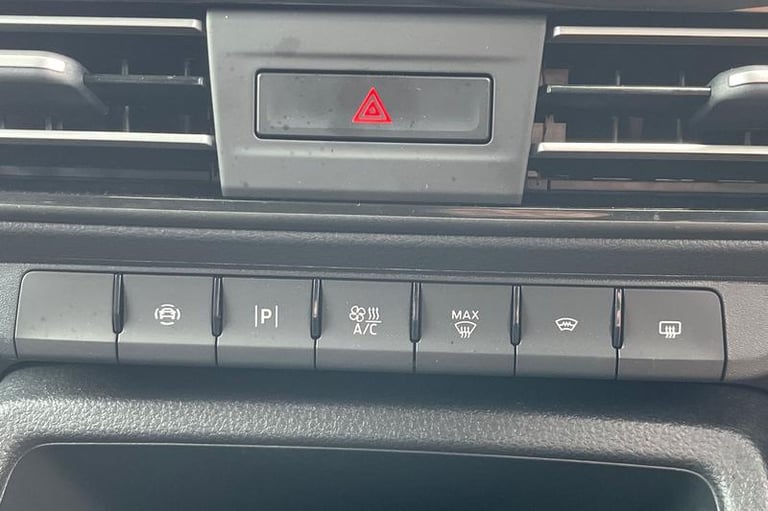 2025 Ford Transit Connect 230 Limited AUTO L1 SWB 2.0 EcoBlue 122ps SATELLITE NAVIGATION, REVERSE...