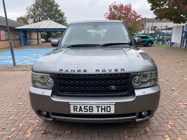 2010 Land Rover Range Rover 3.6 TDV8 Vogue SE 4dr Auto PRIVATE PLATE SERVICE HISTORY  ESTATE Dies...