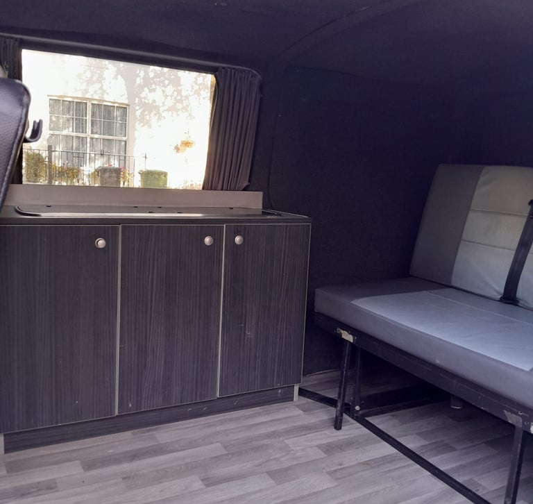 Volkswagen Transporter T5 camper 11 month mot 