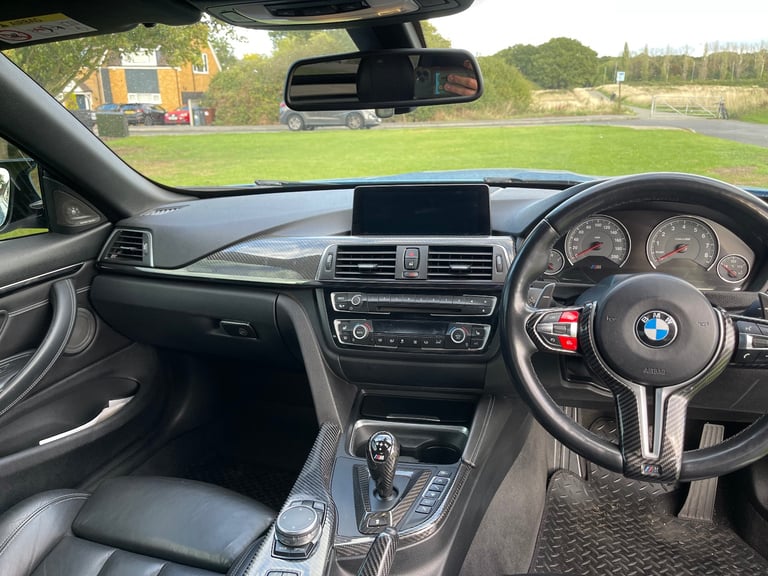 BMW, M4, Convertible, 2015, Semi-Auto, 2979 (cc), 2 doors