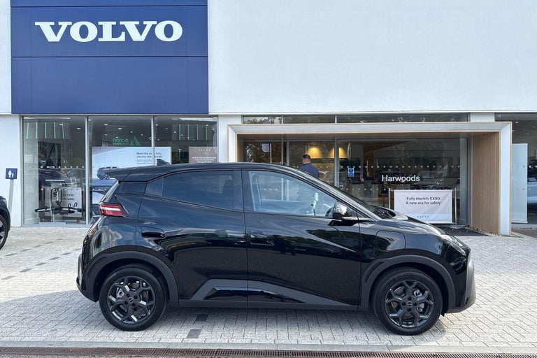 2025 BYD Dolphin 43.2kWh Comfort Hatchback 5dr Electric Auto (154 ps) HATCHBACK Electric Automatic