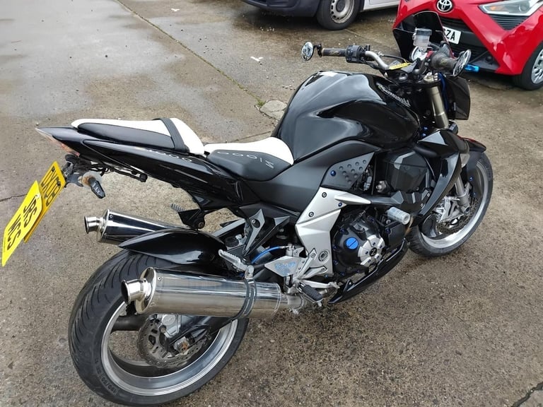 2008 08 KAWASAKI ZR 1000 B7F Z1000 Z NEW MOT CLEAN BLACK NAKED MUSCLE ZR1000