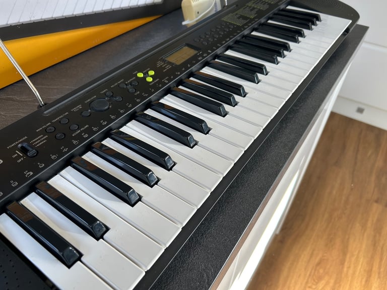 Casio CTK-240 Electronic Keyboard