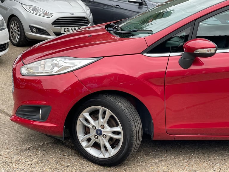 FORD FIESTA 1.0 T EcoBoost Zetec 2015