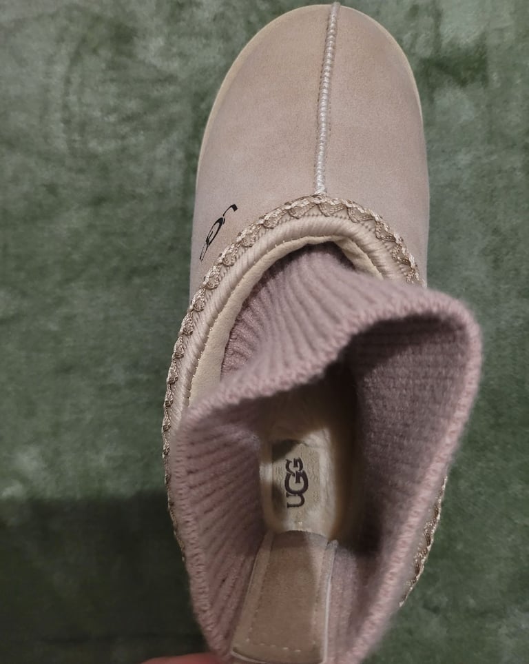 Winter boots size 5.5