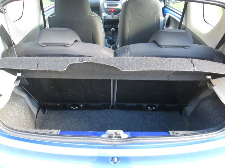 2011 Peugeot 107 1.0 Urban 3dr HATCHBACK Petrol Manual