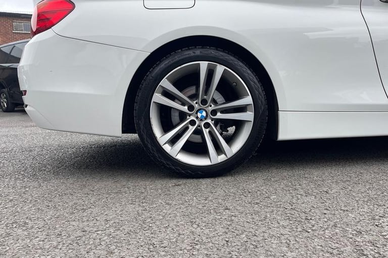 2016 BMW 4 Series 2.0 420i Sport Coupe 2dr Petrol Auto Euro 6 (s/s) (184 ps) Automatic Coupe Petr...