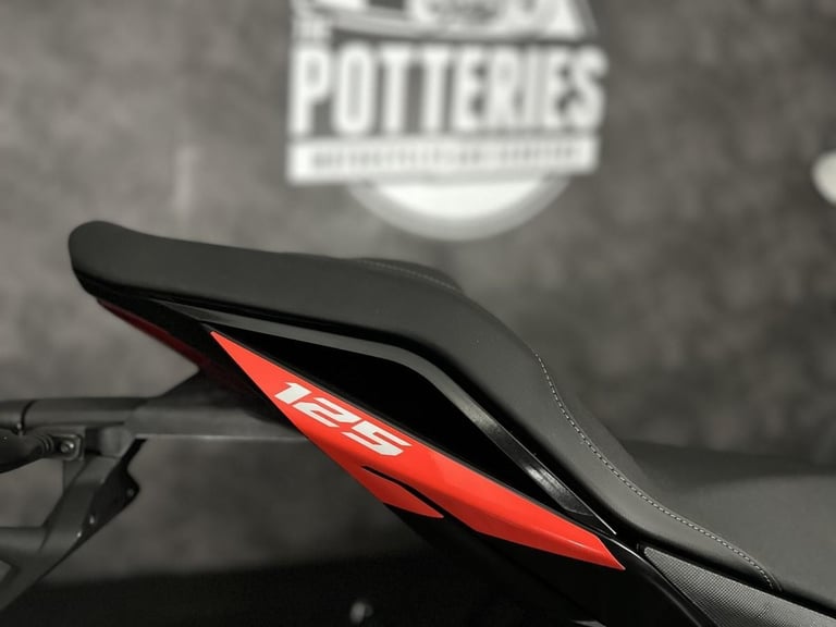 Aprilia Tuon 125 2025 **Official Aprilia Dealer for Staffordshire**