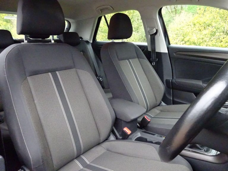 2019 Volkswagen T-Roc 1.6 TDI SE 5dr HATCHBACK DIESEL Manual