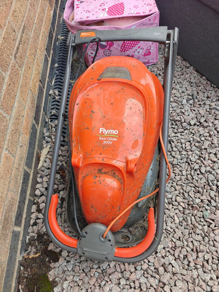 image for Flymo Easi Glide 300V