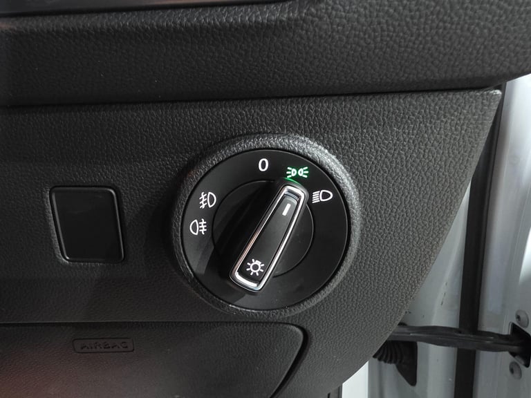 2020 SEAT Ateca 1.5 TSI EVO SE Technology DSG Euro 6 (s/s) 5dr HATCHBACK Petrol Automatic