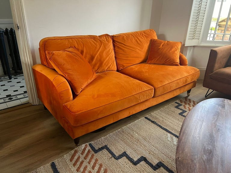 Sofas and king size bed 