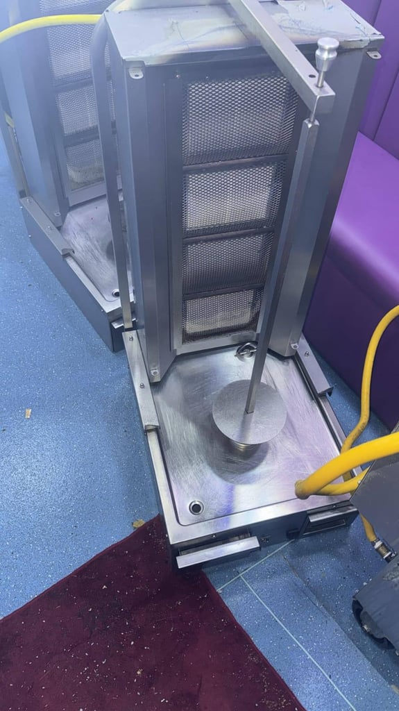 Catering equipment gas griddles Grills kebab machines Bain Maries Fryers hobs trailer restaurant  