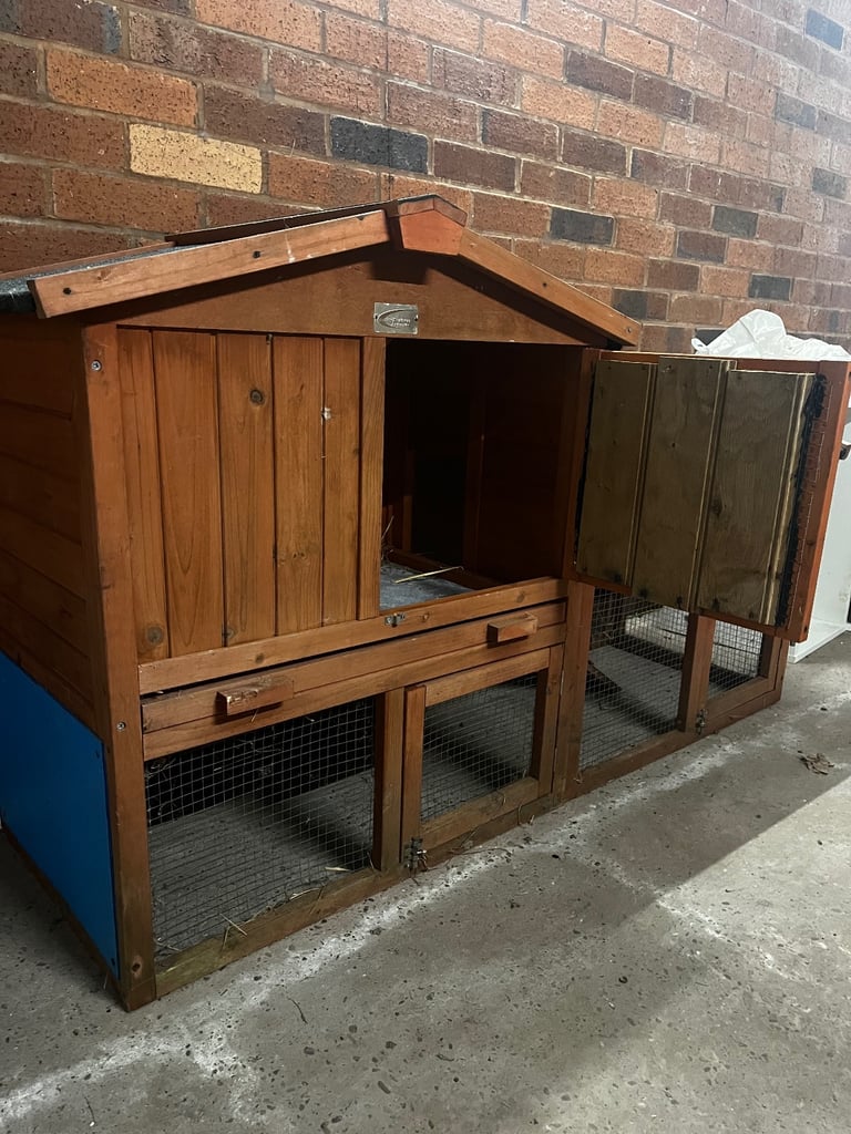 Rabbit hutch 