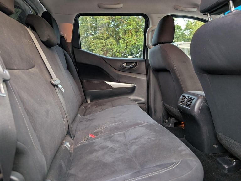  Nissan Navara 2.3 dCi Acenta+ 4WD Euro 6 (s/s) 4dr Diesel Manual