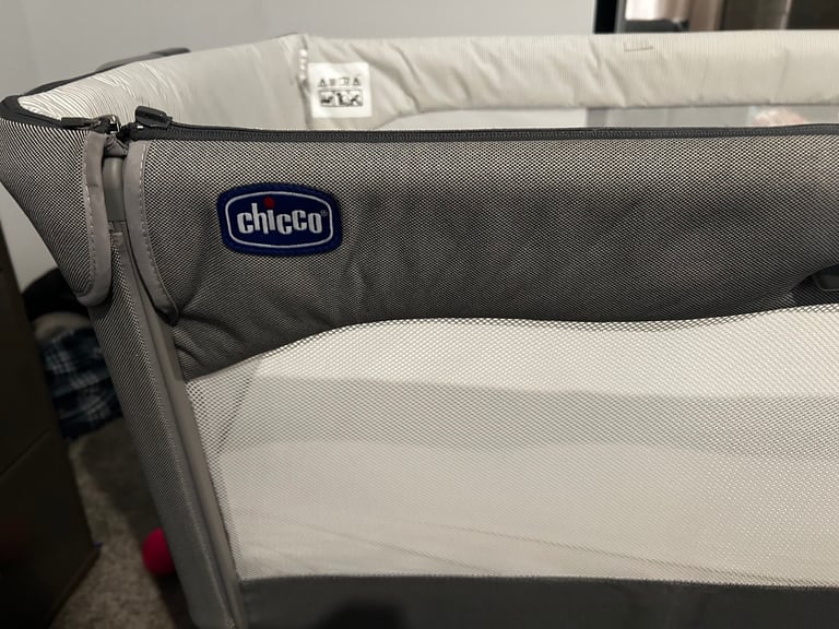 Chicco next to me crib