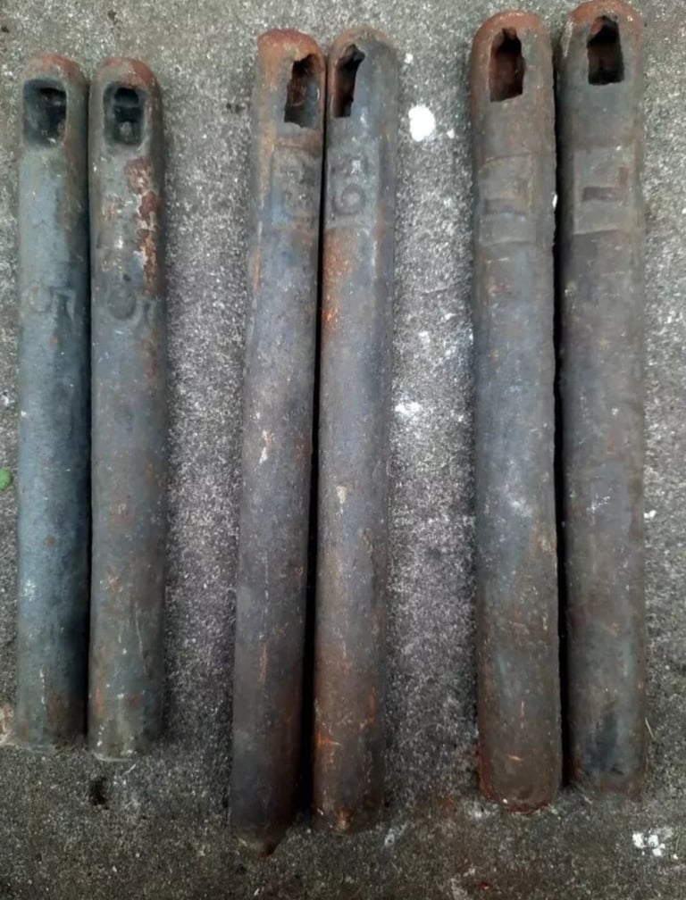 image for Job Lot 22 Victorian Cast Iron Sash Window Weights 7 / 6.5 / 6 / 5.5 / 5 / 4 lbs