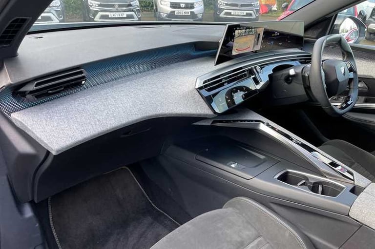2024 Peugeot E-3008 73kWh GT SUV 5dr Electric Auto (210 ps) SUV Electric Automatic