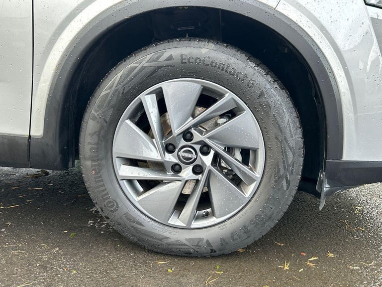 2022 Nissan Qashqai 1.3 DiG-T MH 158 Acenta Premium 5dr Xtronic HATCHBACK PETROL Automatic