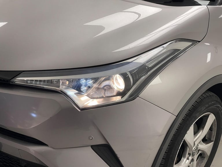2018 Toyota C-HR 1.2 VVT-i Icon Euro 6 (s/s) 5dr HATCHBACK Petrol Manual