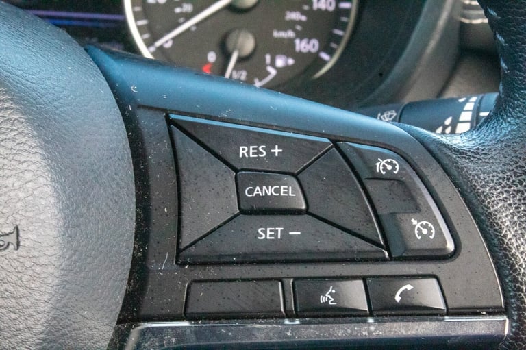 2020 Nissan Juke 1.0 DiG-T N-Connecta 5dr Hatchback Petrol Manual