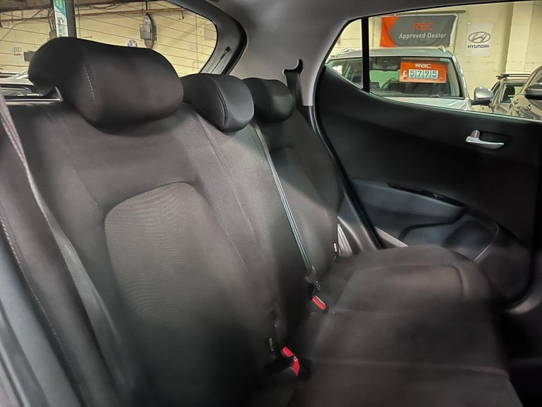 2017 Hyundai i10 1.2 Premium Euro 6 5dr HATCHBACK Petrol Manual