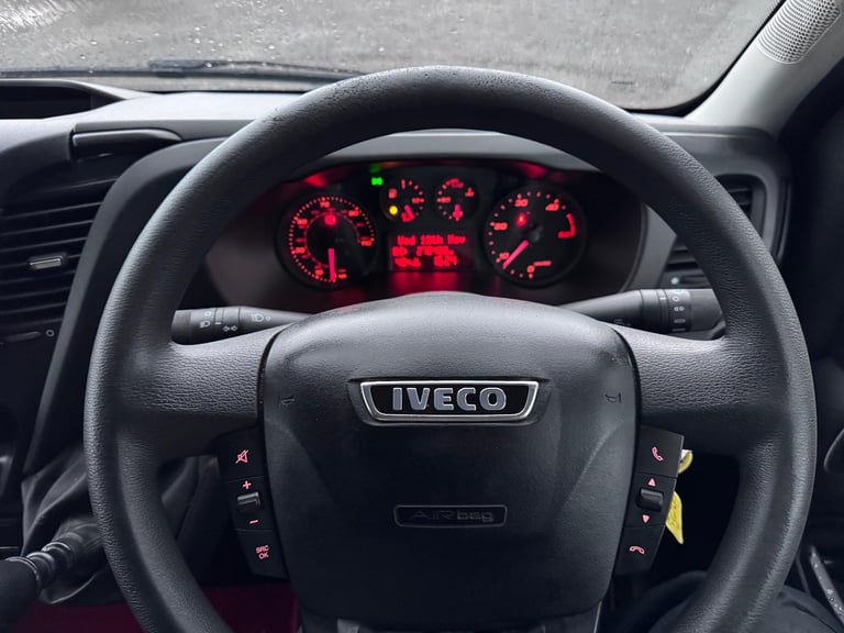 2018 68 Iveco Daily Recovery Truck. 52-180. Sleeper. AC. Winch. Ali bed. RearAir