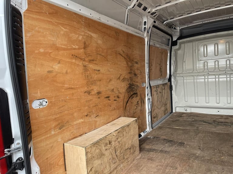 2022 Peugeot Boxer 2.2 BlueHDi 335 Professional L3 H2 Euro 6 (s/s) 5dr PANEL VAN Diesel Manual