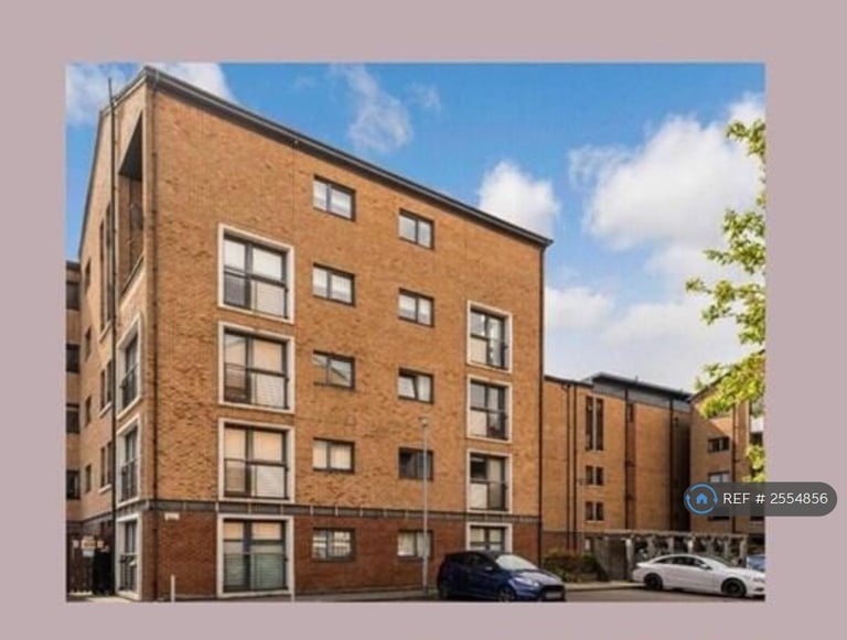 2 bedroom flat in Minerva Way, Glasgow, G3 (2 bed) (#2554856)