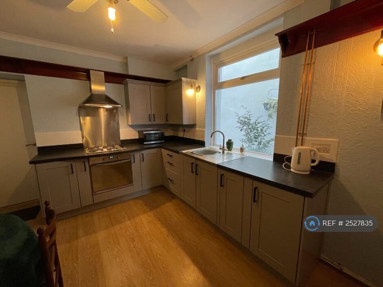 1 bedroom in Oystermouth Road, Swansea, SA1 (#2527835)