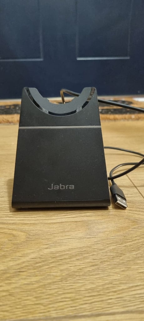 Like New - Jabra Evolve2 65 Desk Stand – USB-A Headset Charging Stand – Black