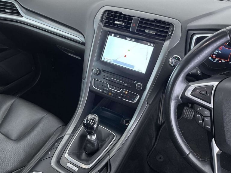 2018 Ford Mondeo 2.0 TDCi Titanium Edition Hatchback 5dr Diesel Manual Euro 6 (s/s) (150 ps) Hatc...