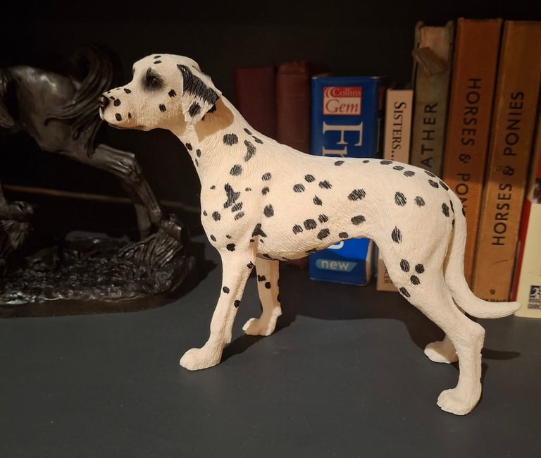 Dalmatian figurine 