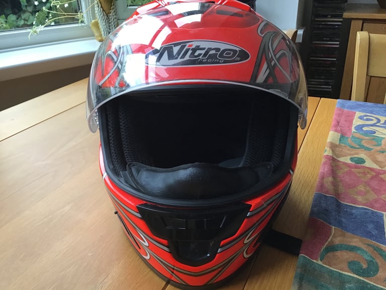 Motorcycle helmet