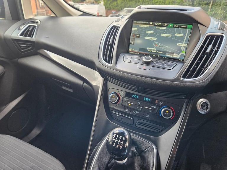 Ford C-Max 1.5 tdci titanium mpv in spotless condition 